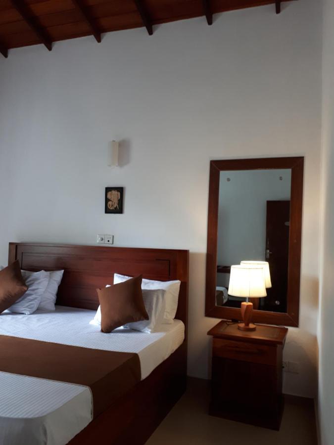 Jal,Min Homestay Kandy Buitenkant foto