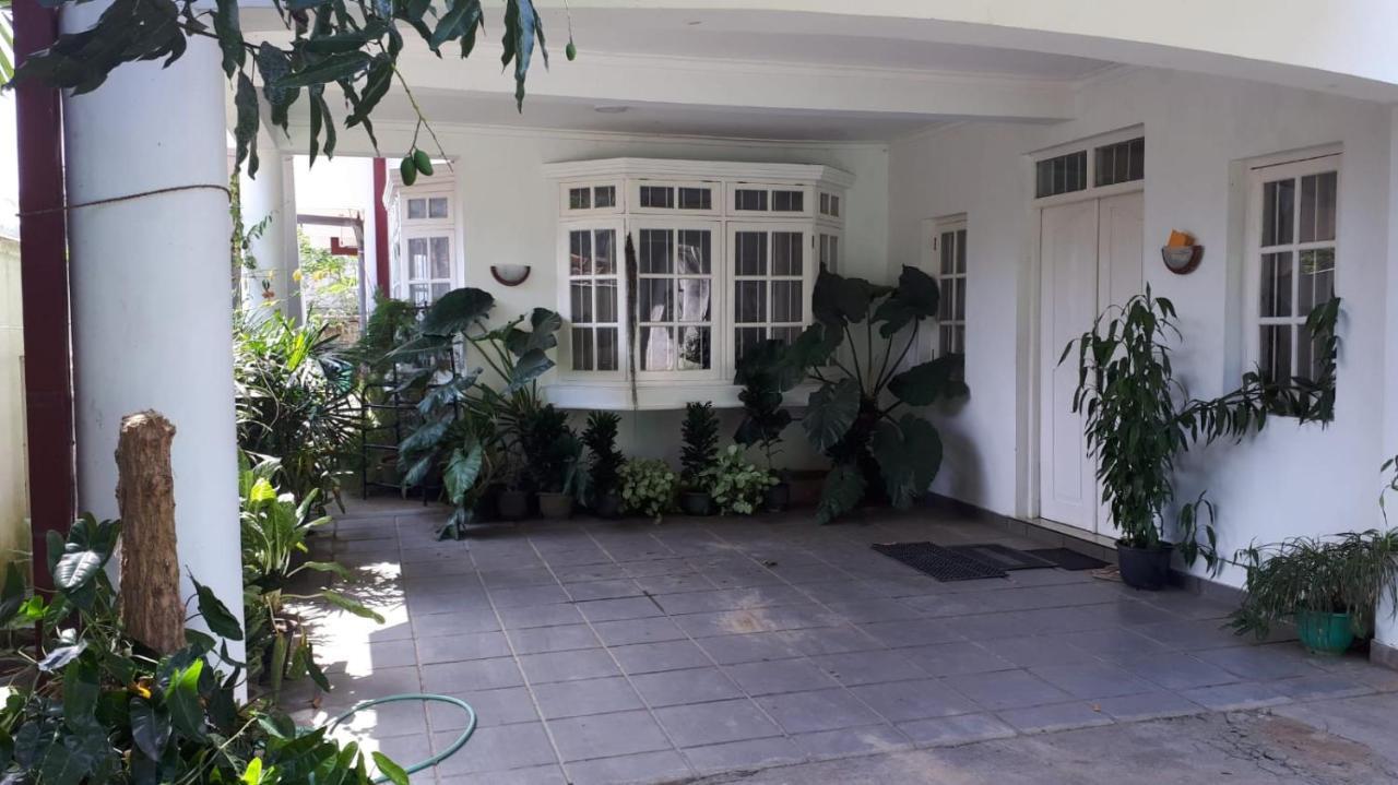 Jal,Min Homestay Kandy Buitenkant foto