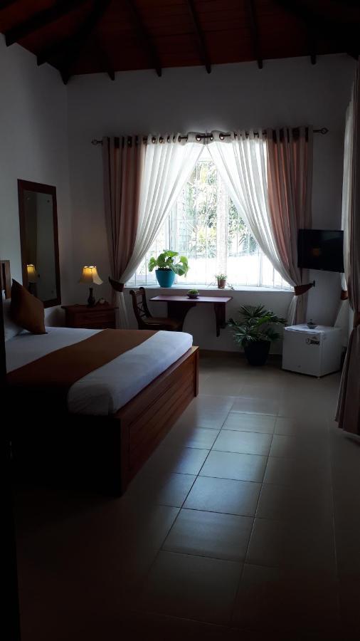 Jal,Min Homestay Kandy Buitenkant foto