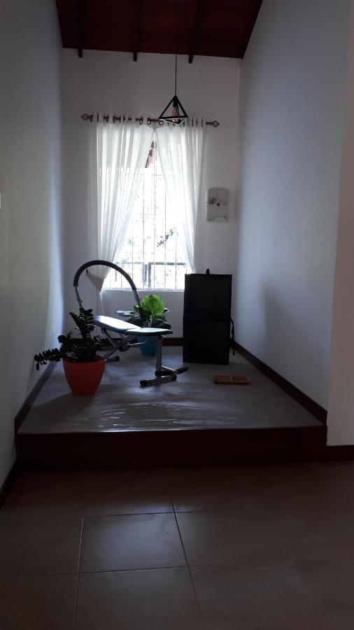 Jal,Min Homestay Kandy Buitenkant foto