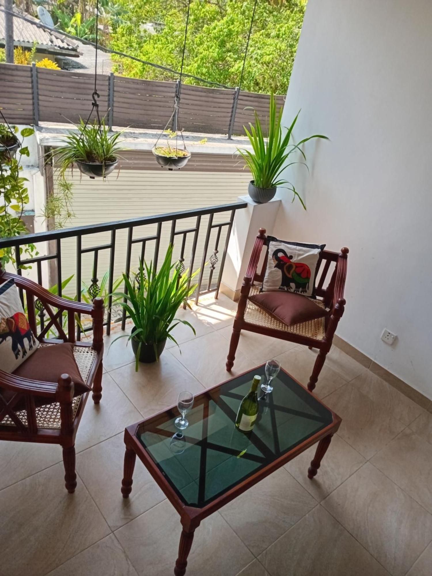 Jal,Min Homestay Kandy Buitenkant foto